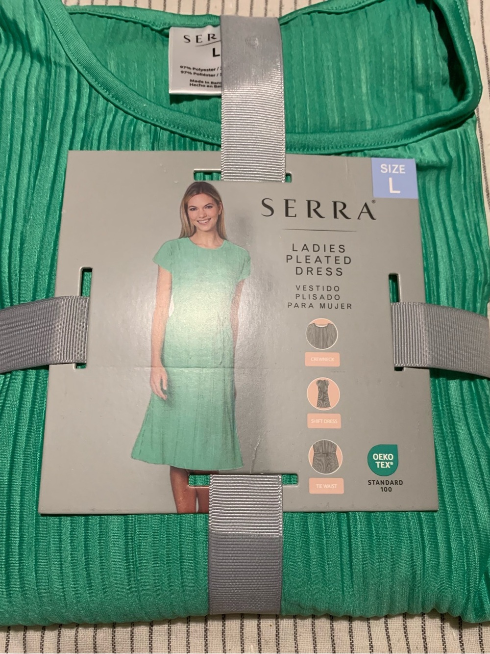 Serra Pleated Midi Dress in Vibrant Green